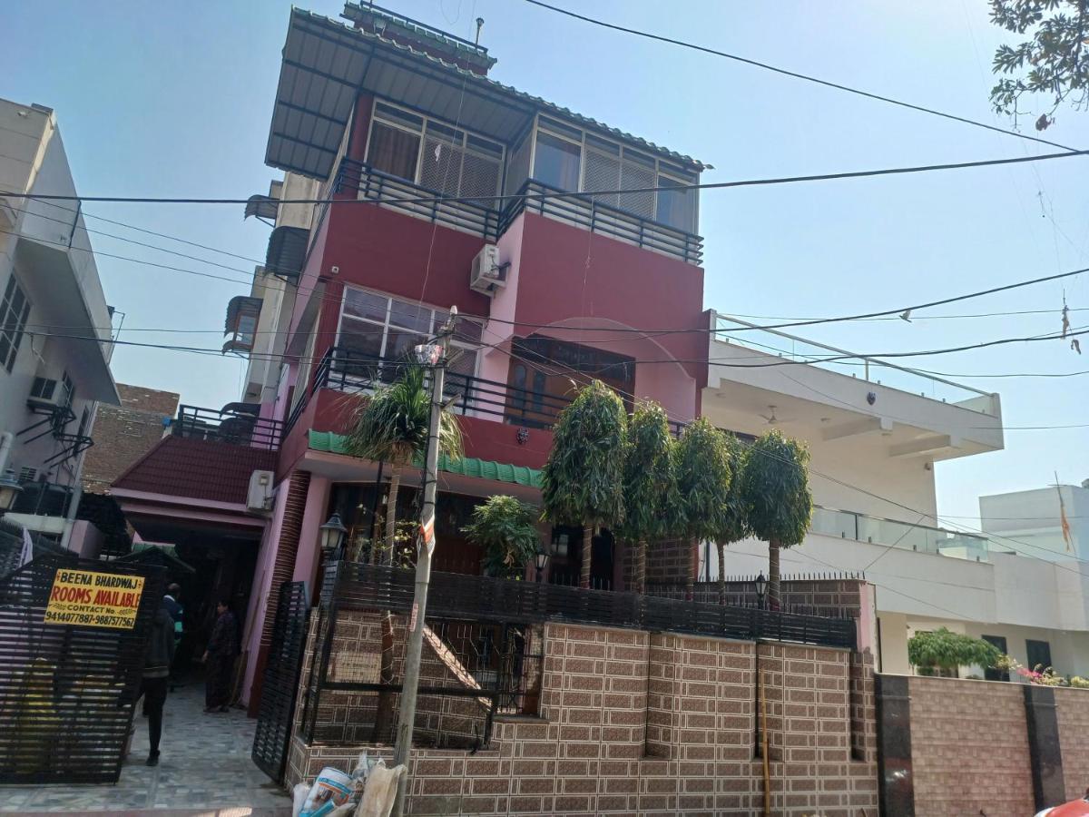 Beena Homestay Jaipur Bagian luar foto