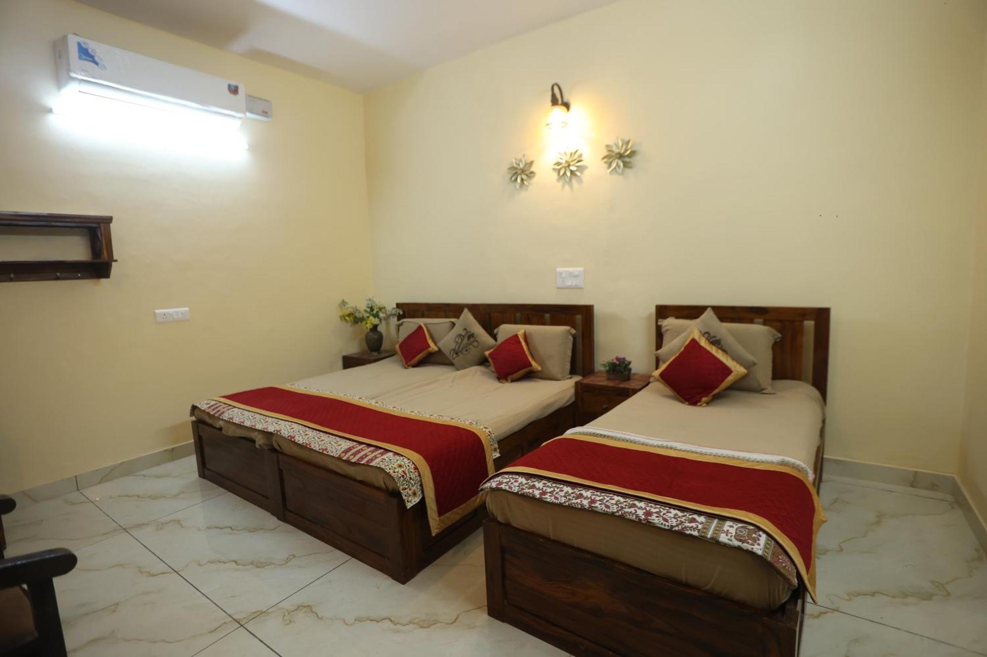Beena Homestay Jaipur Bagian luar foto