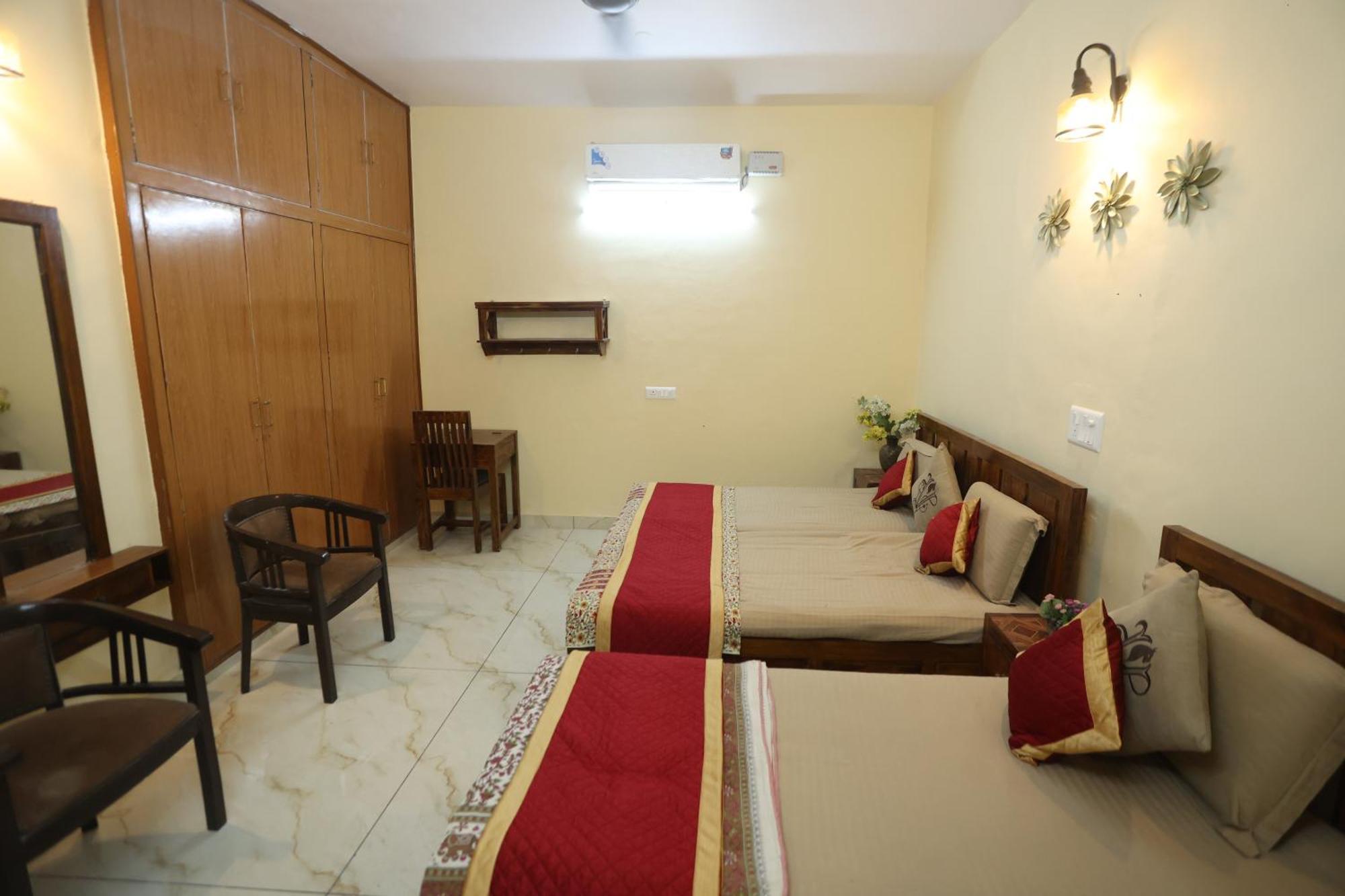Beena Homestay Jaipur Bagian luar foto